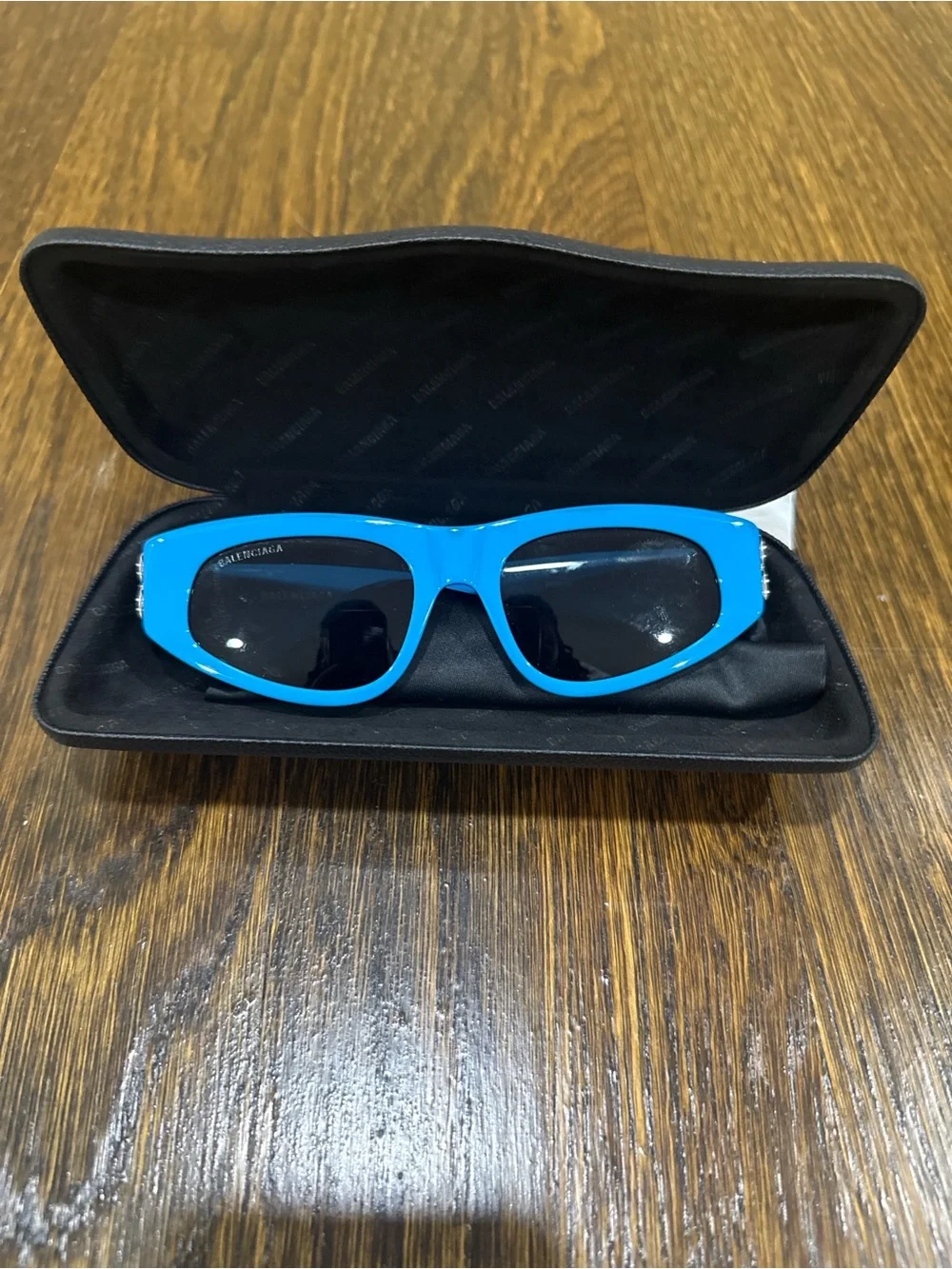 Balenciaga dynasty designer sunglasses